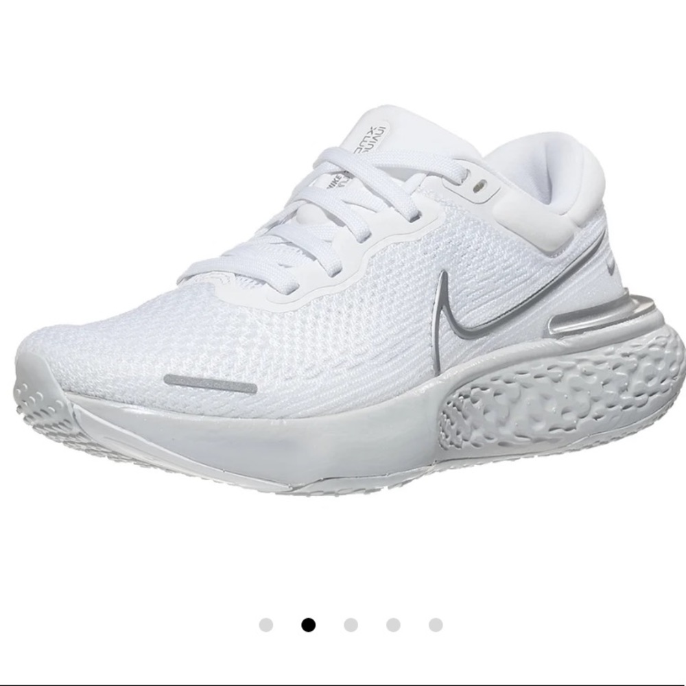 Nike ZoomX Invincible Run Flyknit Size 7